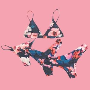 Vaya Island Oasis 4 Bikini Bundle